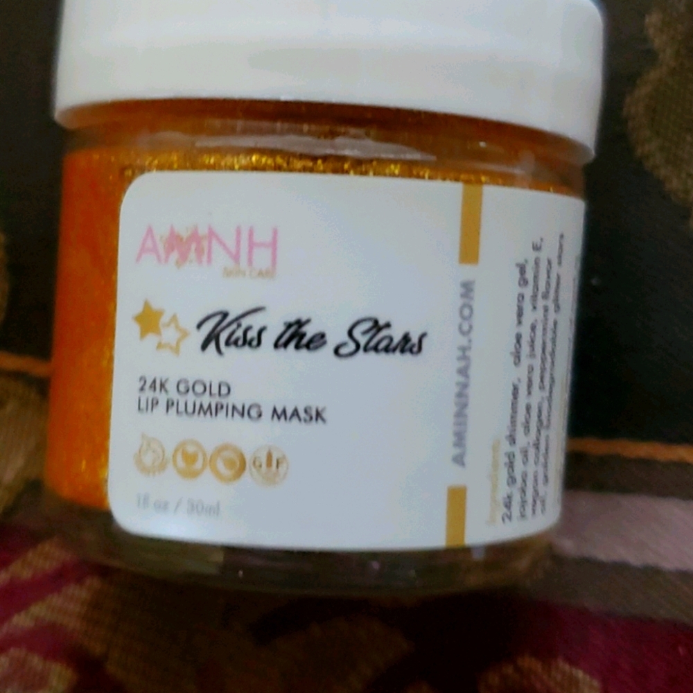 Amnh skincare pump up lip care very cool ๐ and yum wrap lip balm - Picture 1 of 4